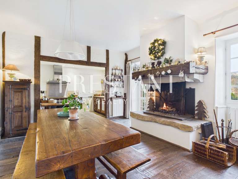 Maison Sare - 8 chambres - 650m²