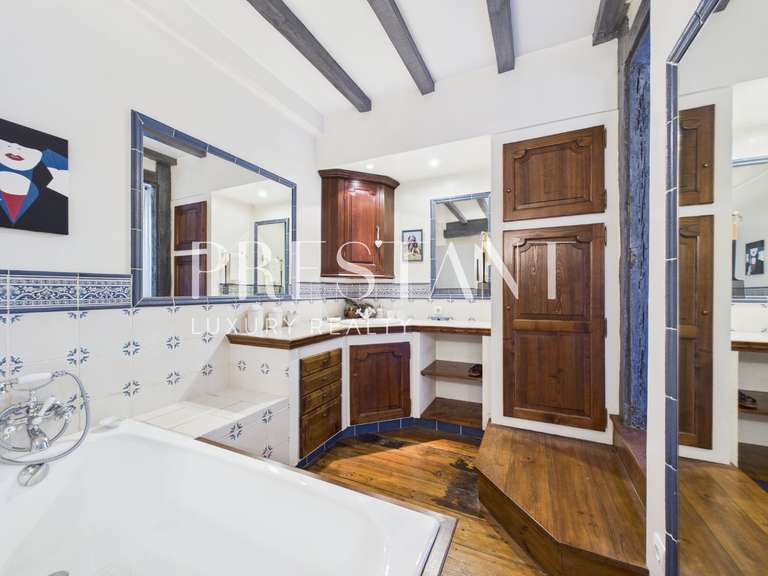 Maison Sare - 8 chambres - 650m²