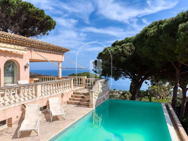 Villa Sainte-Maxime - 6 bedrooms - 375m²