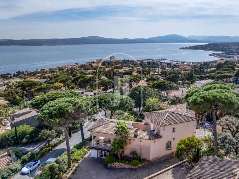 Villa Sainte-Maxime - 6 bedrooms - 375m²