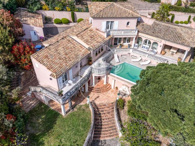 Villa Sainte-Maxime - 6 bedrooms - 375m²