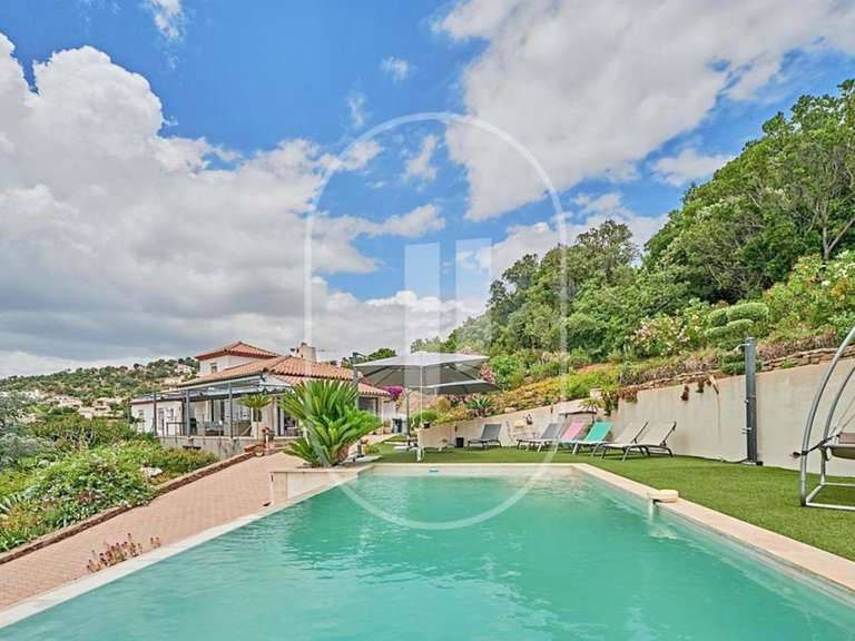 Villa with Sea view Les issambres - 4 bedrooms - 190m²