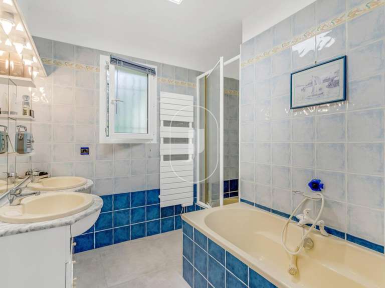 Villa Sainte-Maxime - 4 chambres - 207m²