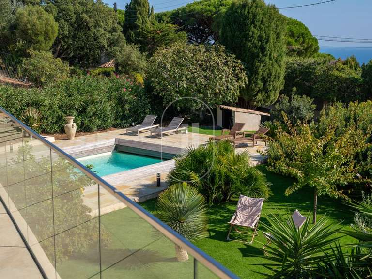 Villa Sainte-Maxime - 4 bedrooms - 180m²