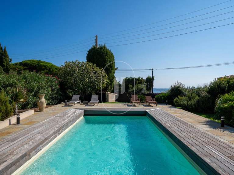 Villa Sainte-Maxime - 4 bedrooms - 180m²