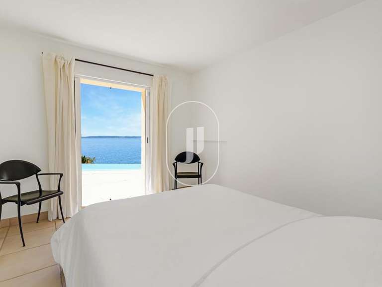 Villa with Sea view Les issambres - 3 bedrooms - 150m²