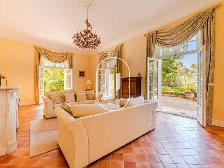 Maison Aix-en-Provence - 8 chambres - 648m²