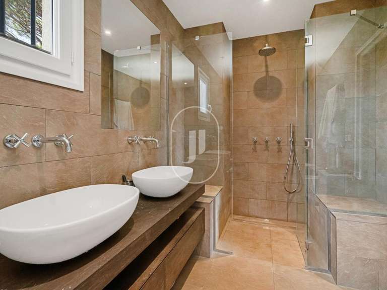 Villa Grimaud - 4 bedrooms - 220m²
