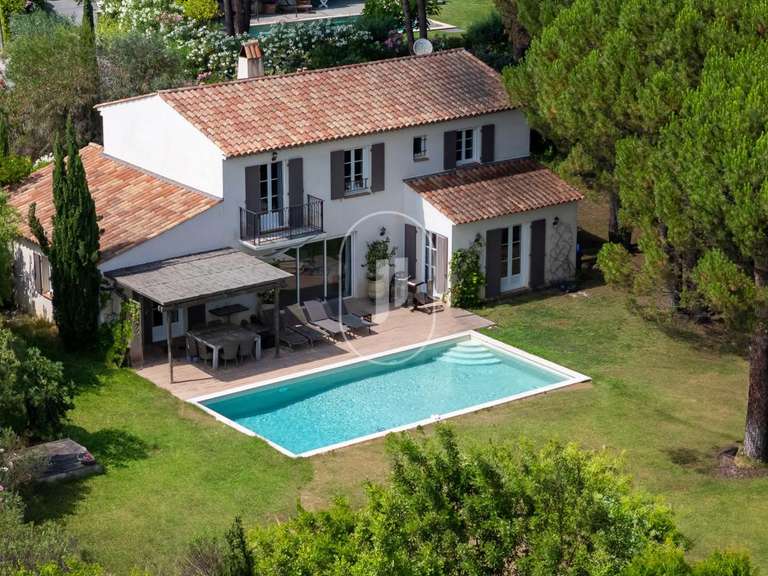 Villa Grimaud - 4 bedrooms - 220m²