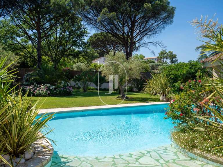 Maison Cogolin - 6 chambres - 245m²