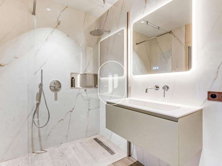Maison Grimaud - 5 chambres - 260m²