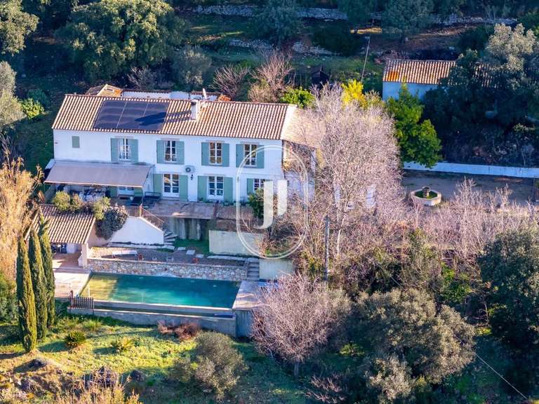 Villa Lorgues - 4 bedrooms - 313m²