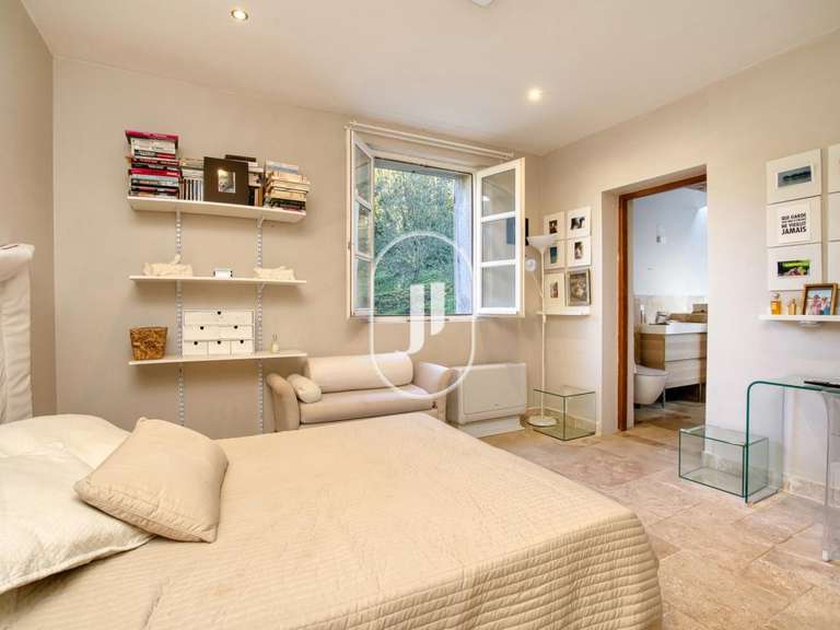 Villa Lorgues - 4 bedrooms - 313m²