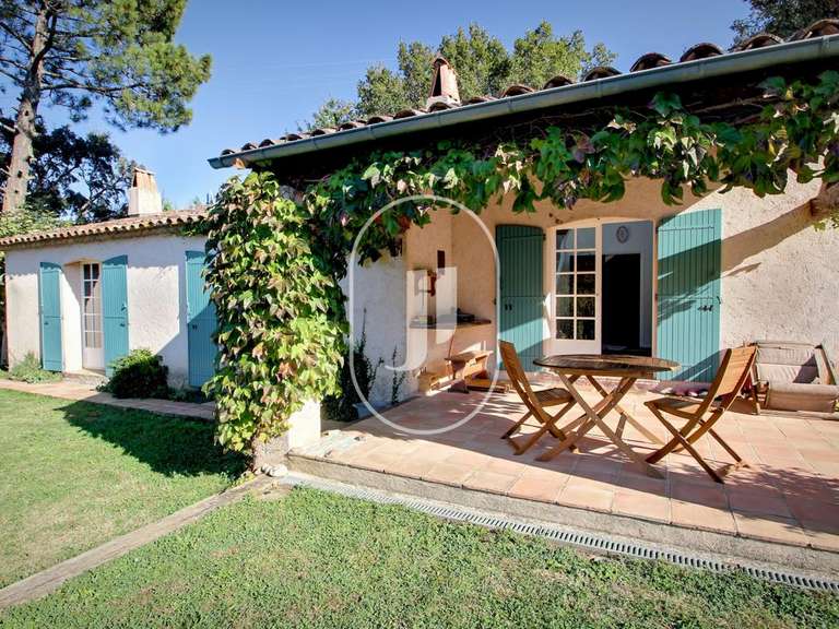 House Grimaud - 3 bedrooms - 240m²
