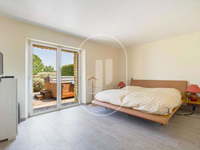 Villa Gordes - 3 bedrooms - 285m²