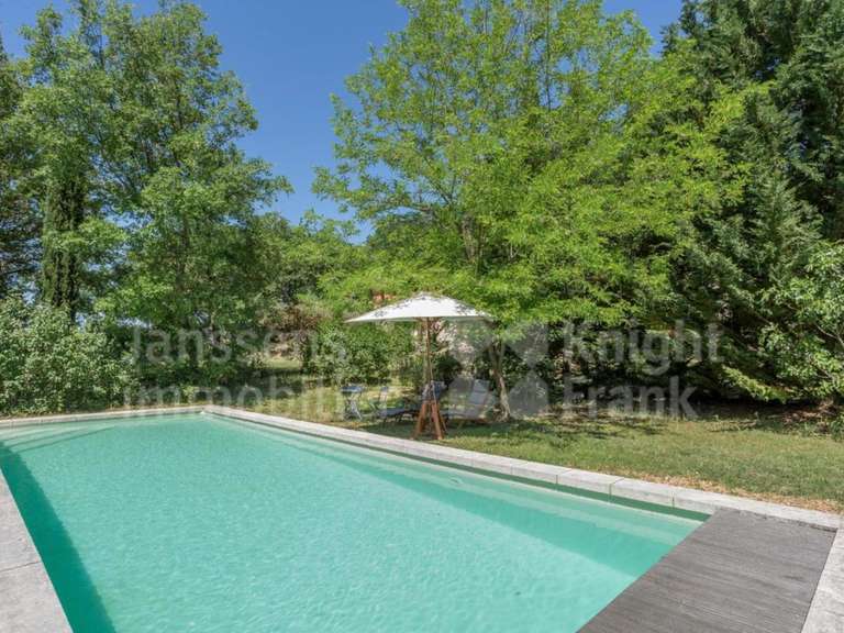 Maison Roussillon - 4 chambres - 210m²
