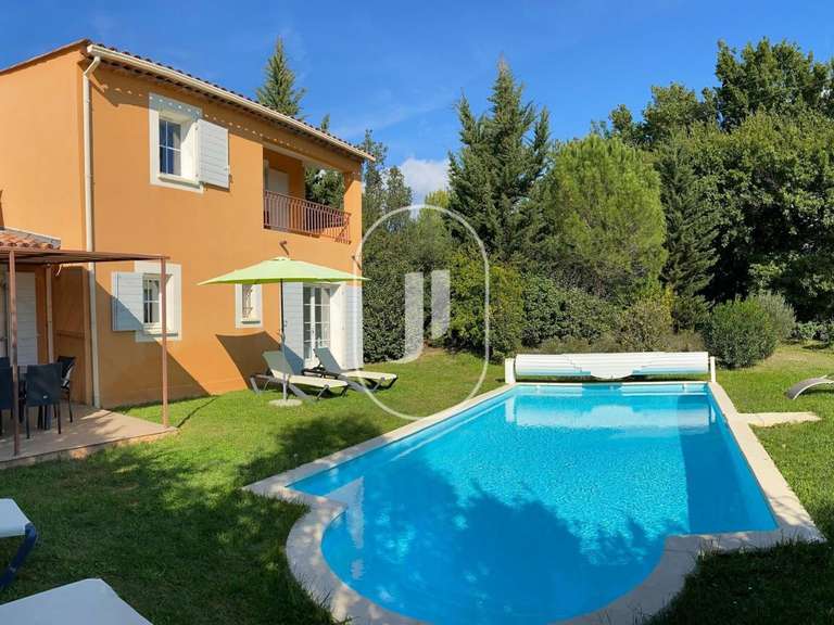 Villa Saint-Saturnin-lès-Apt - 4 bedrooms - 157m²