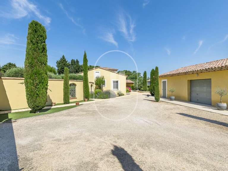 Villa Rochefort-du-Gard - 6 chambres - 241m²