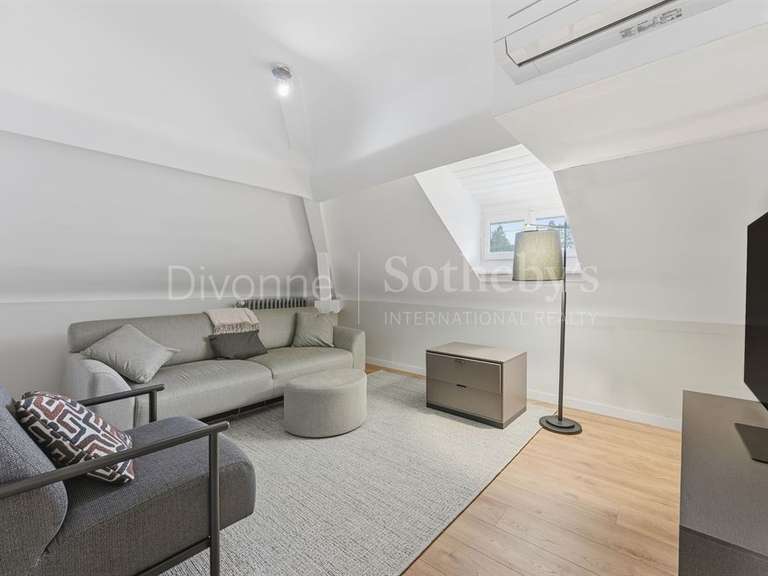 Maison Divonne-les-Bains - 5 chambres - 370m²