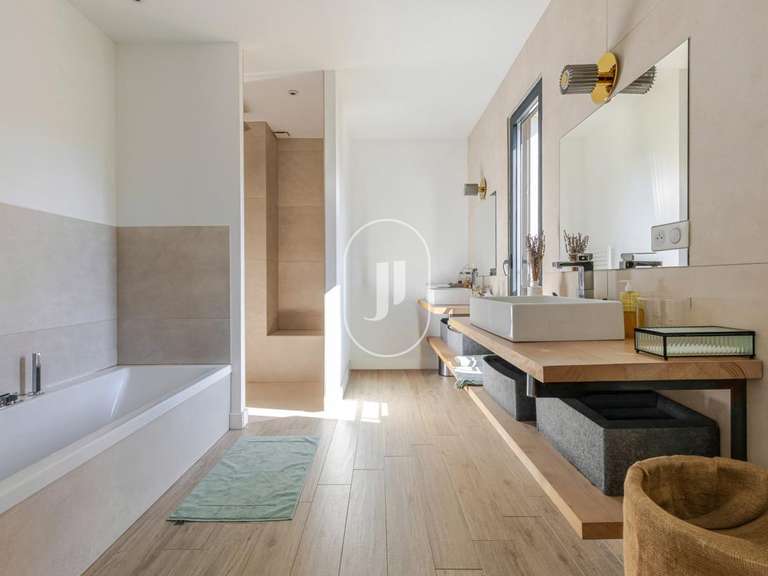 Villa Aix-en-Provence - 4 chambres - 172m²