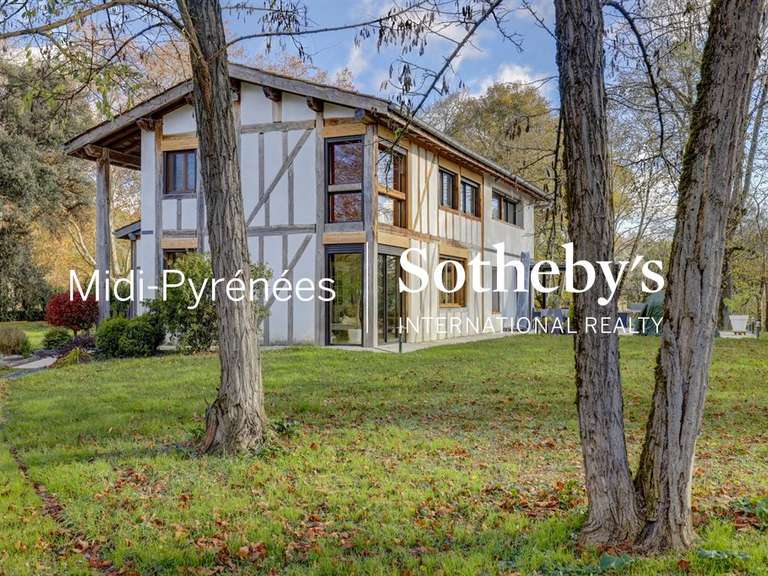 Maison Saint-Sulpice - 3 chambres - 186m²