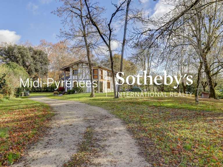 Maison Saint-Sulpice - 3 chambres - 186m²