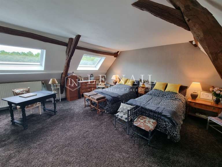 Property Tours - 3 bedrooms - 200m²