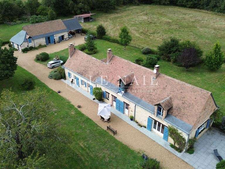 Property Tours - 3 bedrooms - 200m²
