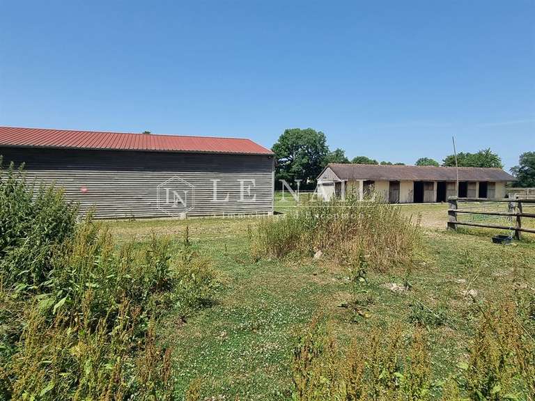 Propriété Verneuil-sur-Avre - 7 chambres - 520m²