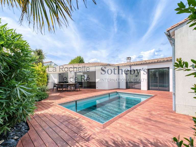 Maison Sainte-Marie-de-Ré - 6 chambres - 236m²