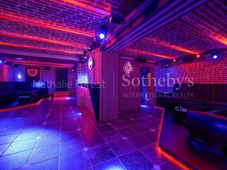 House Mons-en-Pévèle - 7 bedrooms - 500m²