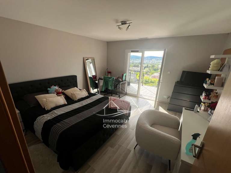Villa Alès - 5 bedrooms - 290m²