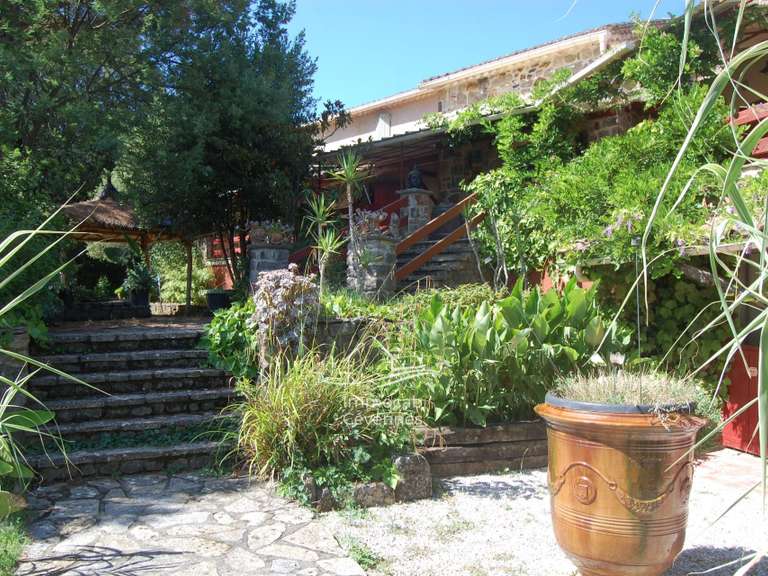 Villa Saint-Christol-lès-Alès - 7 bedrooms - 250m²