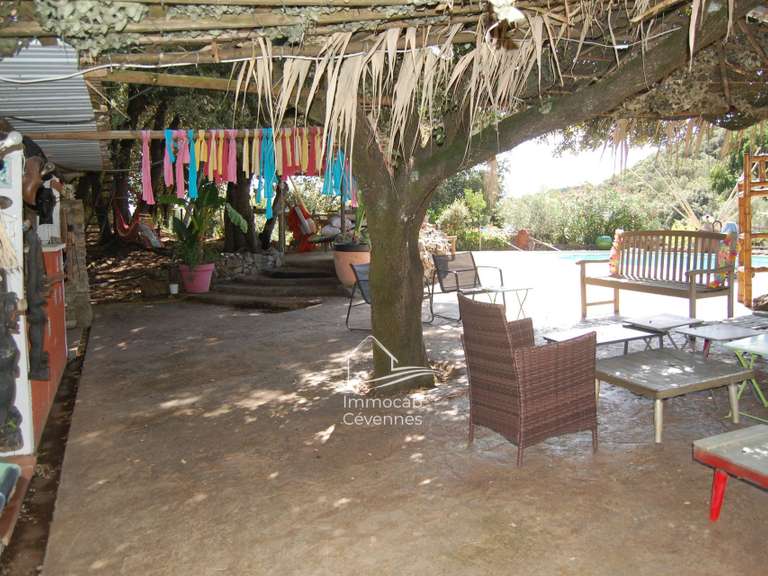 Villa Saint-Christol-lès-Alès - 7 bedrooms - 250m²
