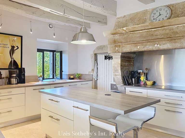 Maison Barjac - 16 chambres - 600m²