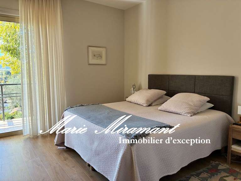 Maison Montélimar - 4 chambres - 195m²