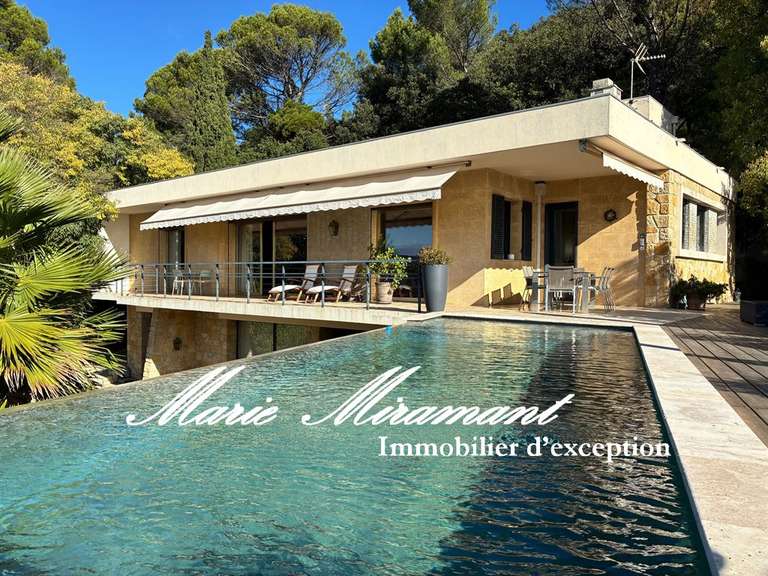 Maison Montélimar - 4 chambres - 195m²