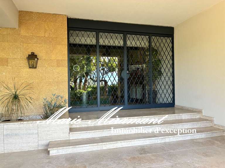 Maison Montélimar - 4 chambres - 195m²