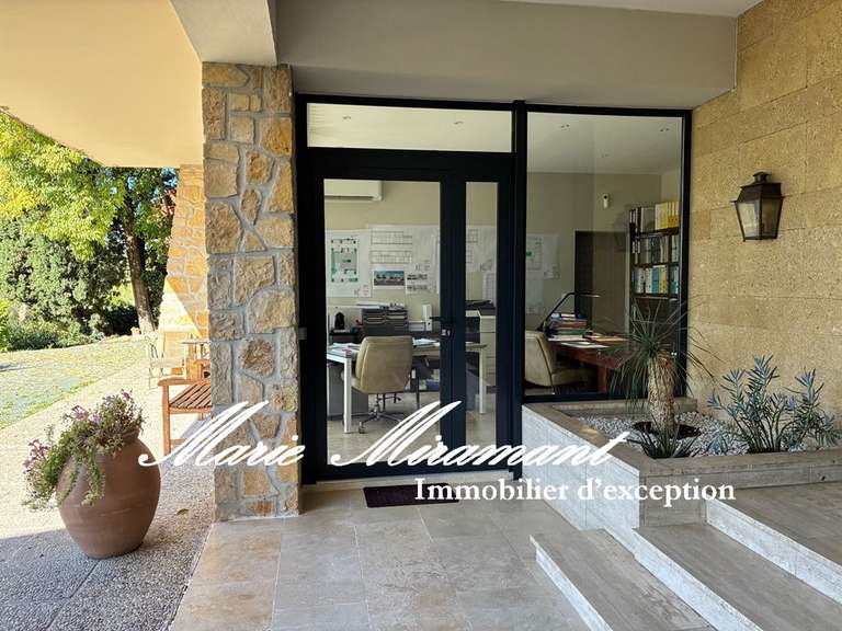 Maison Montélimar - 4 chambres - 195m²
