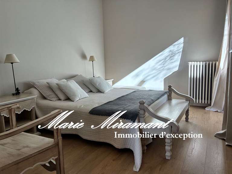 Maison Montélimar - 4 chambres - 195m²