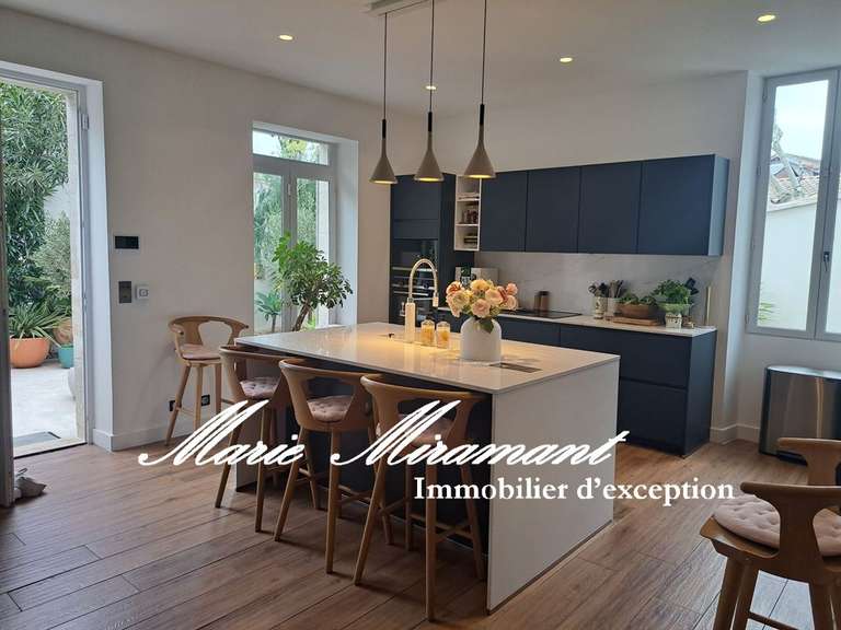 Maison Avignon - 5 chambres - 260m²