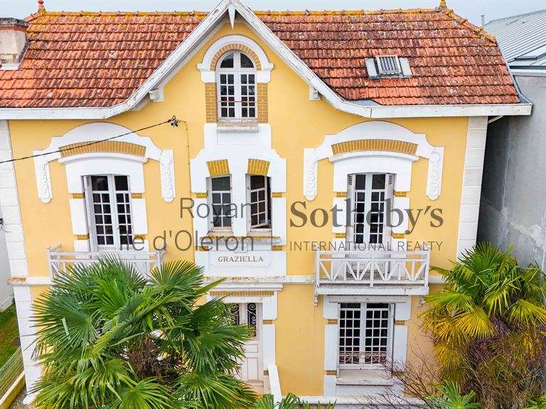 Maison Saint-Georges-de-Didonne - 4 chambres - 158m²