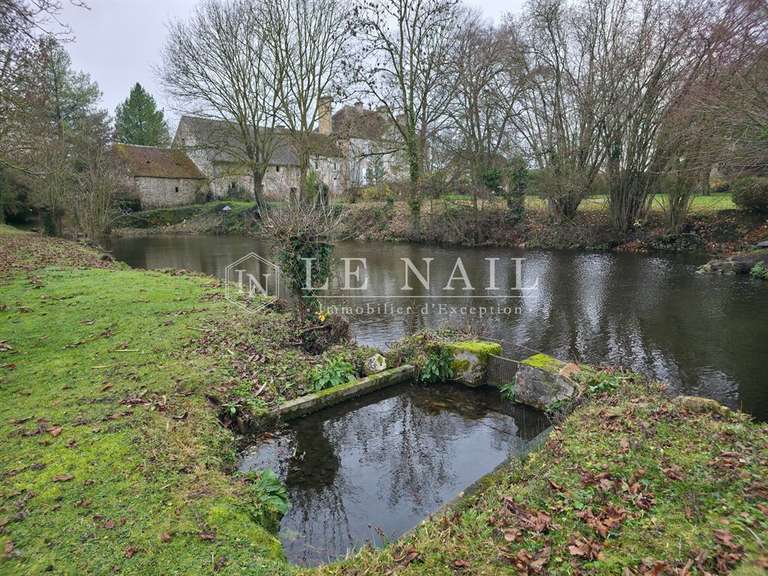 Maison Argentan - 5 chambres - 334m²