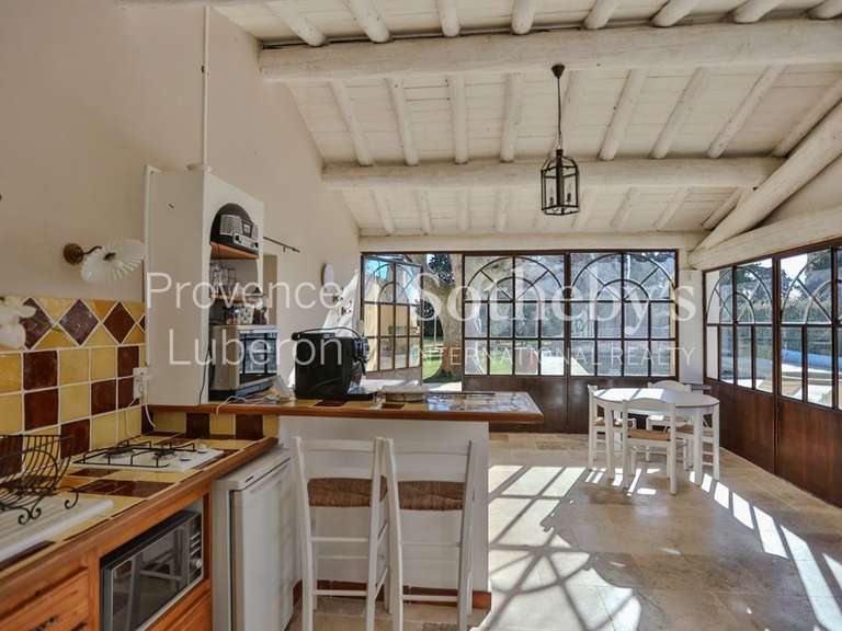 Maison Pernes-les-Fontaines - 6 chambres - 300m²
