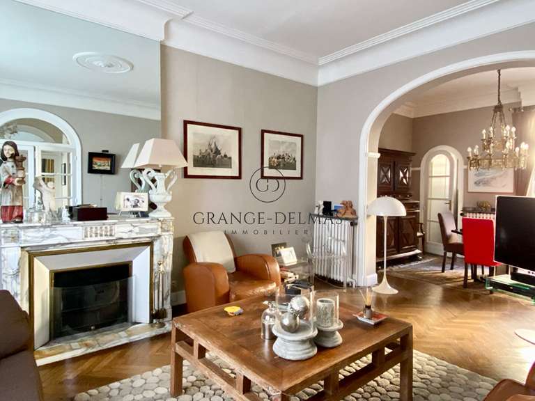 Maison Bordeaux - 6 chambres - 220m²