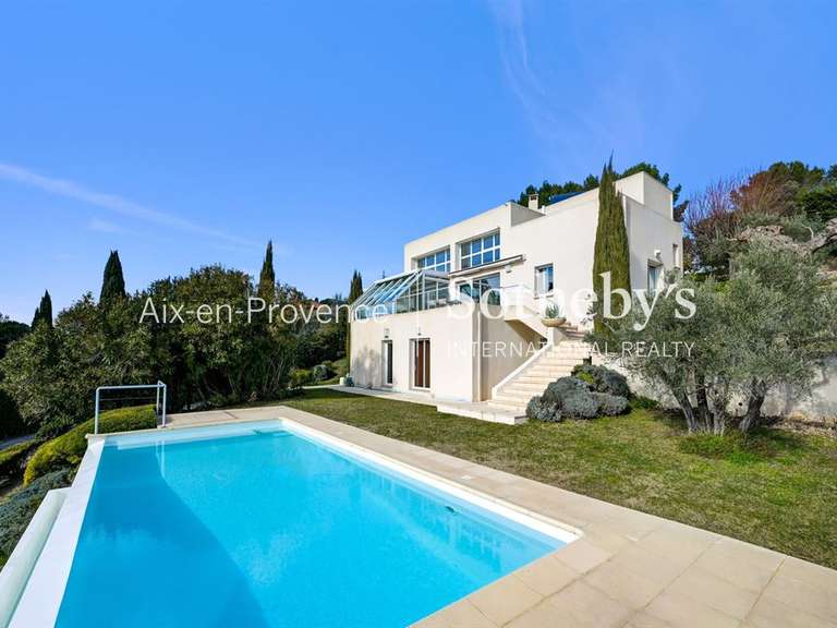 Maison Aix-en-Provence - 3 chambres - 200m²