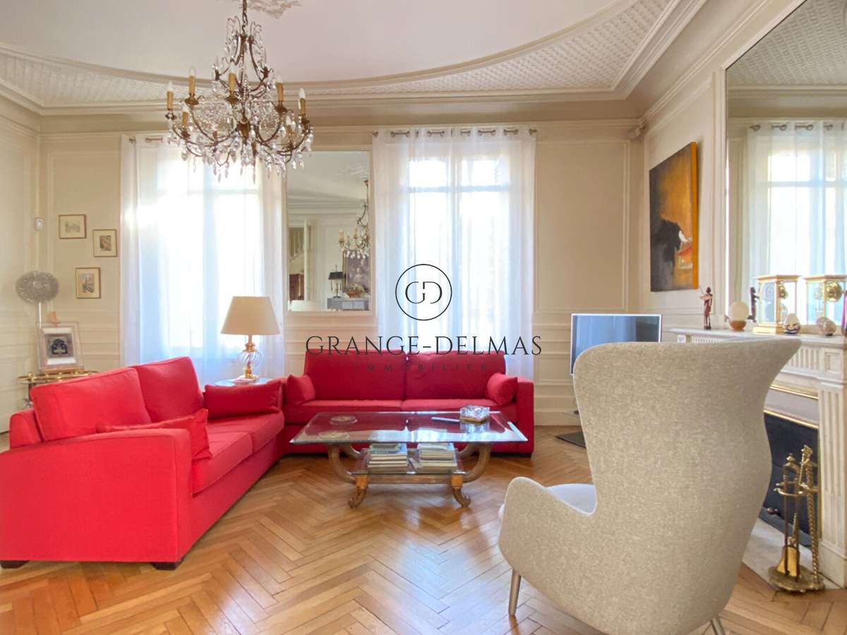 House Bordeaux