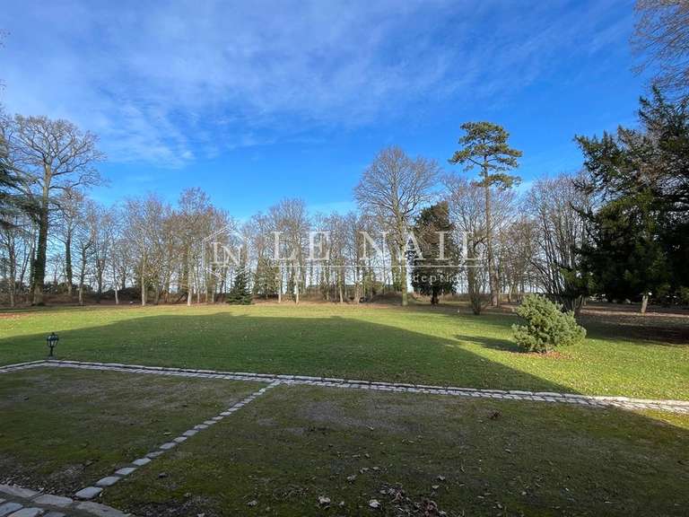 Maison Melun - 6 chambres - 400m²