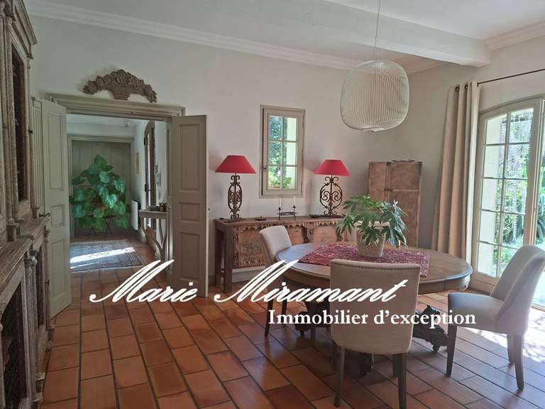 Propriété Barbentane - 6 chambres - 290m²