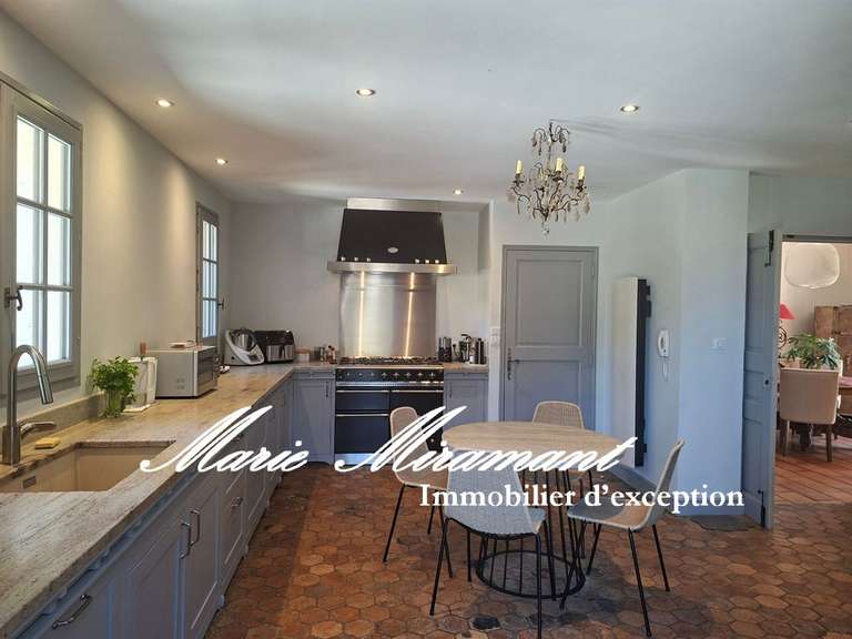 Propriété Barbentane - 6 chambres - 290m²